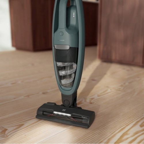 ELECTROLUX DİKEY ŞARJLI SÜPÜRGE ES52C212XN